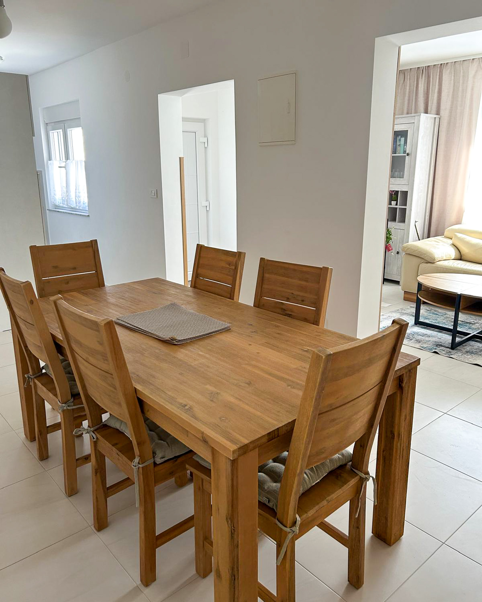 tatova apartments diningroom